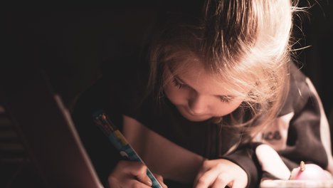 child-5929445_1920.jpg
