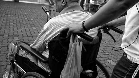 wheelchair-952183_960_720.jpg